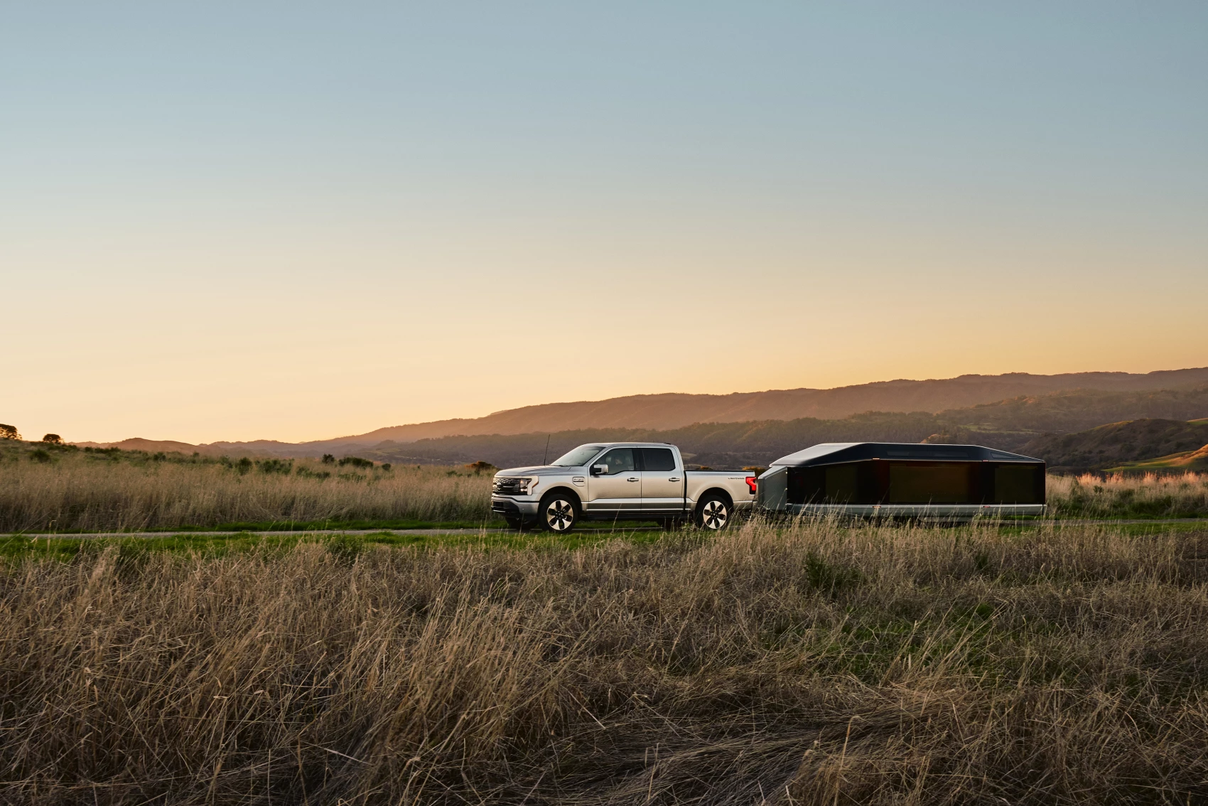 The Lightship L1 is a caravan built for EVs that can also power your home